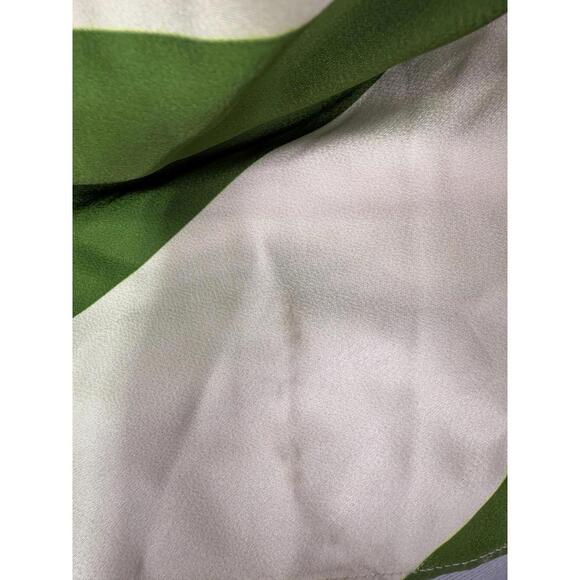 Ronny Kobo Green Chantell Dress Size L with Fabric Pull - Picture 11 of 12